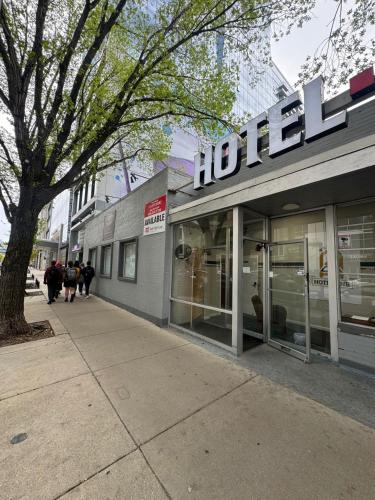 Budget-Friendly Stay and Free Coffee Downtown in McCormick Place