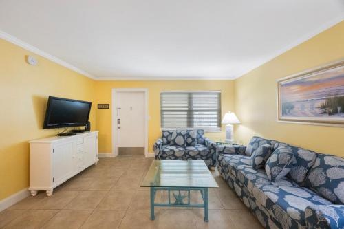 118 Surf Song Resort - main image