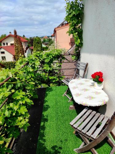 ระเบียง/ชานเรือน, Apartment Telc Hradecka in เมืองเก่าเตลช์