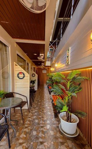 المنظر الخارجي, Chilli Hotel & Restaurant in مركز مدينة ساميد