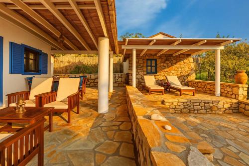 The Blue House Seaside Retreat - Fully equipped gîte à louer Chrani