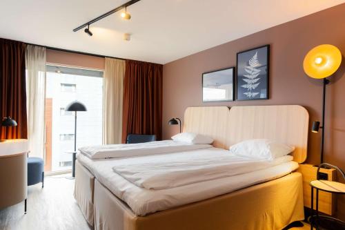 1 queen bed