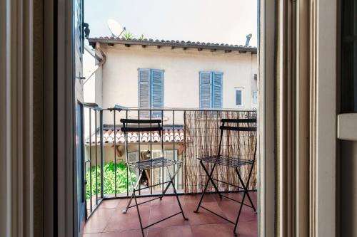 One-Bedroom Apartment image 10