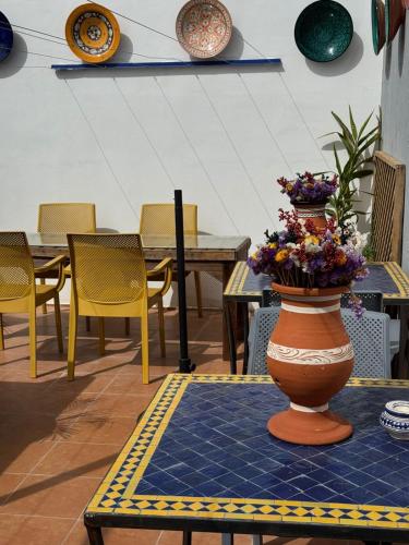 Riad Radia - image 5