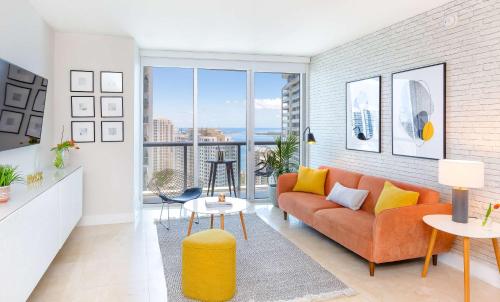 MVR - Floor 45 Views & Spa Bliss, Miami (photo 4)