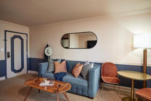 The Oliver Hotel Knoxville, by Oliver