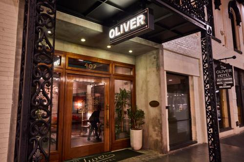 The Oliver Hotel Knoxville, by Oliver