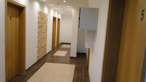 บริการและสิ่งอำนวยความสะดวก, Hotel Einstein in บาด โครซิงเงน