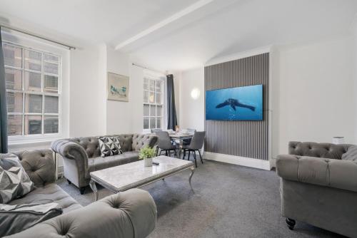 Elegant 2-Bedroom Apartment 23GCM