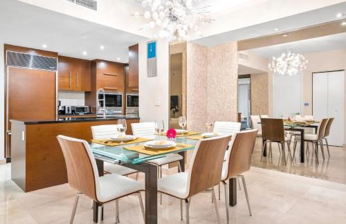 MVR - Designer Stay in Sky-High Tower, Майами (фото 8)