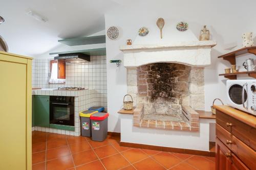 GuestHost - Trulli La Ghianda, Noci (foto 8)