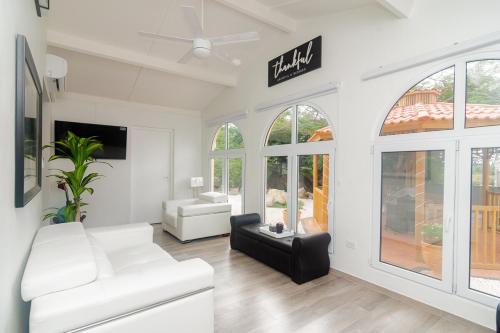 Tranquility 3BDR w Pool&Gazeb,waterpark,Car in Meiveld