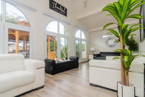 Tranquility 3BDR w Pool&Gazeb,waterpark,Car in Meiveld