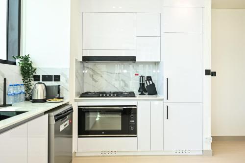 Stunning 2BDR Luxury Private Pool and Terrace, Dubai (Foto 8)