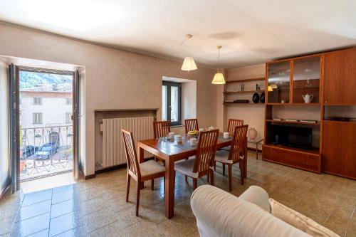  Dagli Olivari - Casa Dani in Gromo