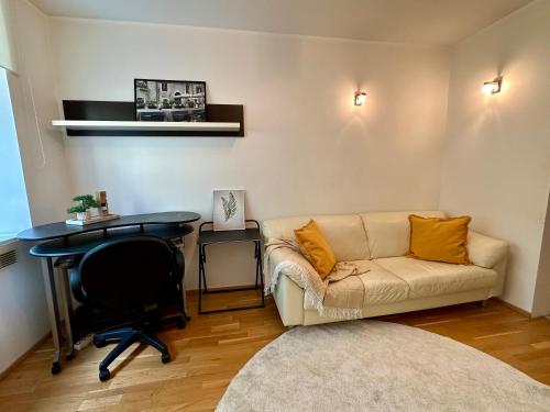 Lovely Rävala Apartment, Tallinn