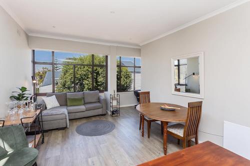 Charming & Serene 1-Bedroom Retreat in Claremont - main image