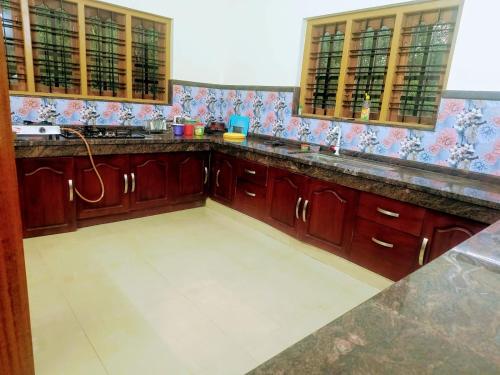 Annus Villa in Ramakkalmedu