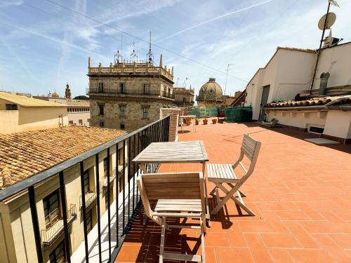Ático con Terraza cerca de la Plaza de la Virgen, Valencie (fotografie 2)