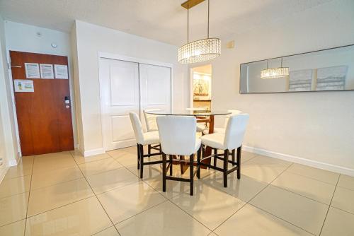 Hollywood apartment by the sea in Hollywood, USA