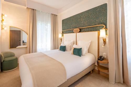 1 queen bed