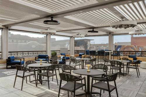 The Barfield, Autograph Collection