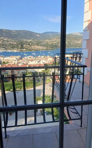 ELENA SEAVIEW house 3