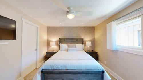 560 Queens Grant - main image