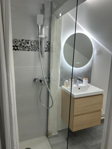 Appartement cosy à 20 min de Disney (Appartement cosy a 20 min de Disney) in Озуар-ла-Фер'єр