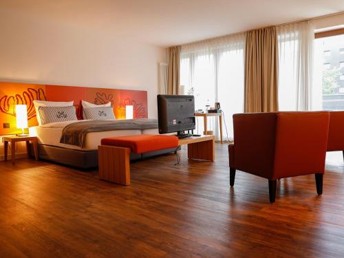 room detail thumbnail 0