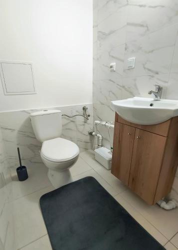 Pod Lasem Kwatery Pracownicze