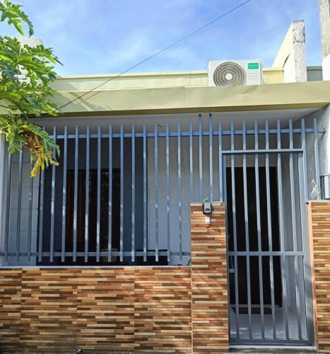 Unit 5 - Cabanatuan City's Best Bed and Breakfast Place, Cabanatuan (Foto 5)
