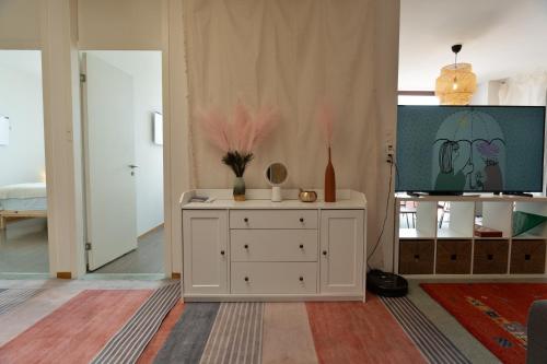 Design Penthouse Rooftop Loft, 190sq, 5 Beds, 2 Panorama Terrace, 1min to Main Station- 5min to City, Basilea (foto 8)