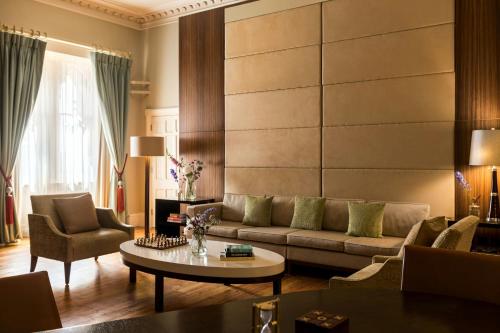 St. Pancras Renaissance Hotel London - main image