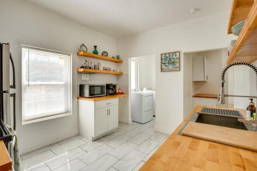 Modern 2BR Kansas City Condo Near Downtown, Kansas City (photo 11)