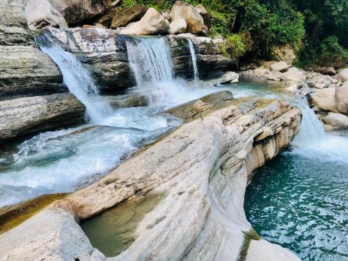 Hotel Y Piscina Malecon in Acacias