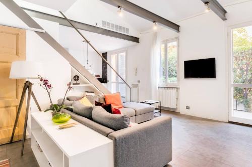 Welkhom Bocconi Loft 2Bdr and 2Bth, Milan