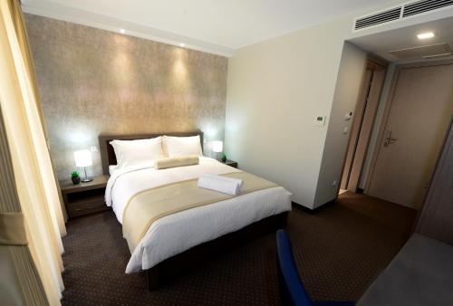 Alexandar Square Boutique Hotel Alexandar Square Boutique Hotel is perfectly located for both business and leisure guests in Skopje. Both business travelers and tourists can enjoy the propertys facilities and services. Service-mind