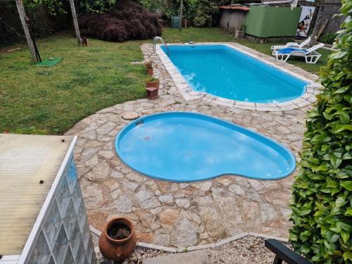 Peldbaseins, Piso vacacional en Casa Carroucha in A Torre