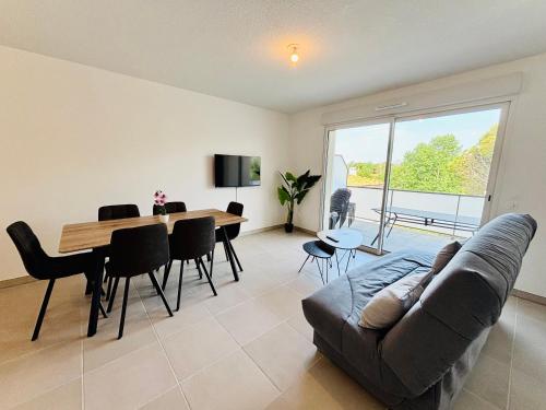 LE 209, 3min à pieds de la Plage, tout confort, Terrasse, 2 Parking privée, Vias (fotografie 5)