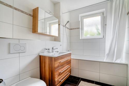 Olive Suite Zürich - 90 qm, 3 Schlafzimmer, Balkon & moderne Küche, Zúrich (foto 8)
