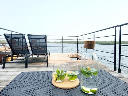 Balkons/terase, Houseboat SeeSea Mazury - Domek na wodzie Bogaczewo, Giżycko (Houseboat SeeSea Mazury - Domek na wodzie Bogaczewo, Gizycko) in Bogaczewo