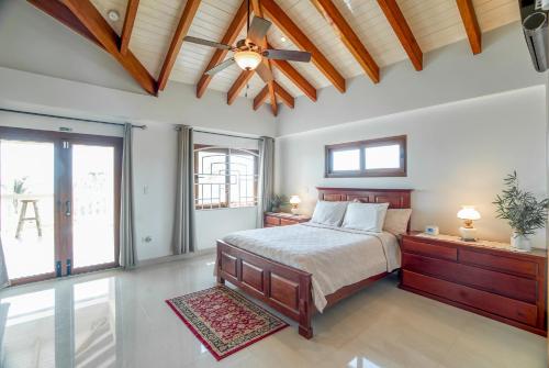 Marly's Place in Maya Beach