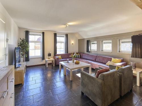 Nice villa with sauna whirlpool & steam shower - image 4