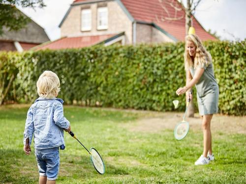 Beautiful child-friendly villa located in Limburg - image 3