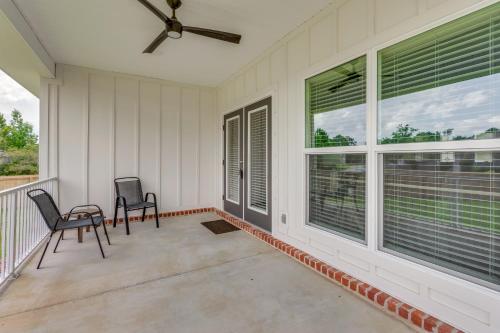 Modern Family Home with Spacious Yard in Milton in Avalon (FL)