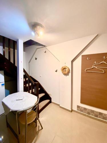 Regim Hotelier Pietonală (Regim Hotelier Pietonala) in Nagyvárad városközpont