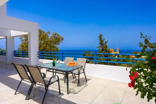 Faciliteiten, Villa Eagles Nest in Pomos