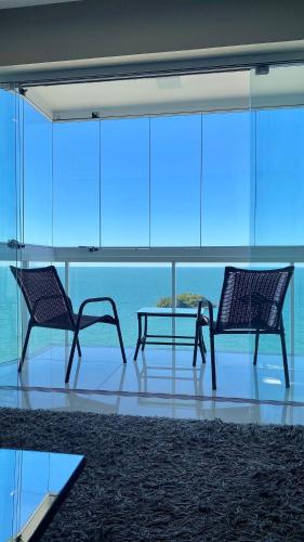 Apartamento Alto padrão Frente Mar