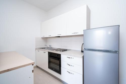 Two-Bedroom Apartment with Terrace and Sea View image 8